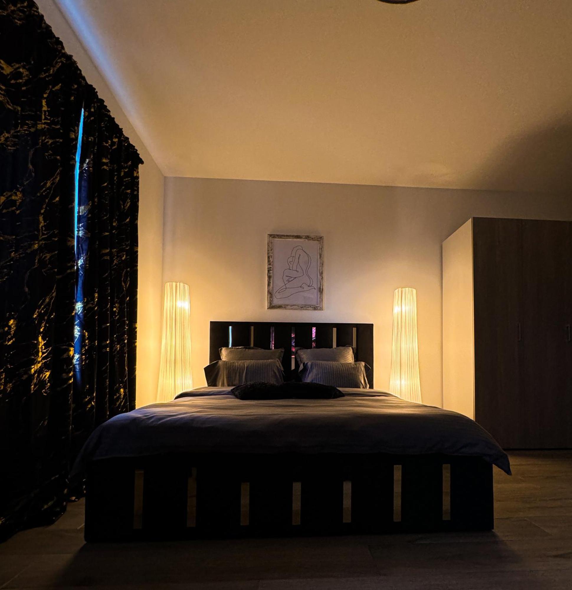 Elegant Escape 2 Apartment Bucharest